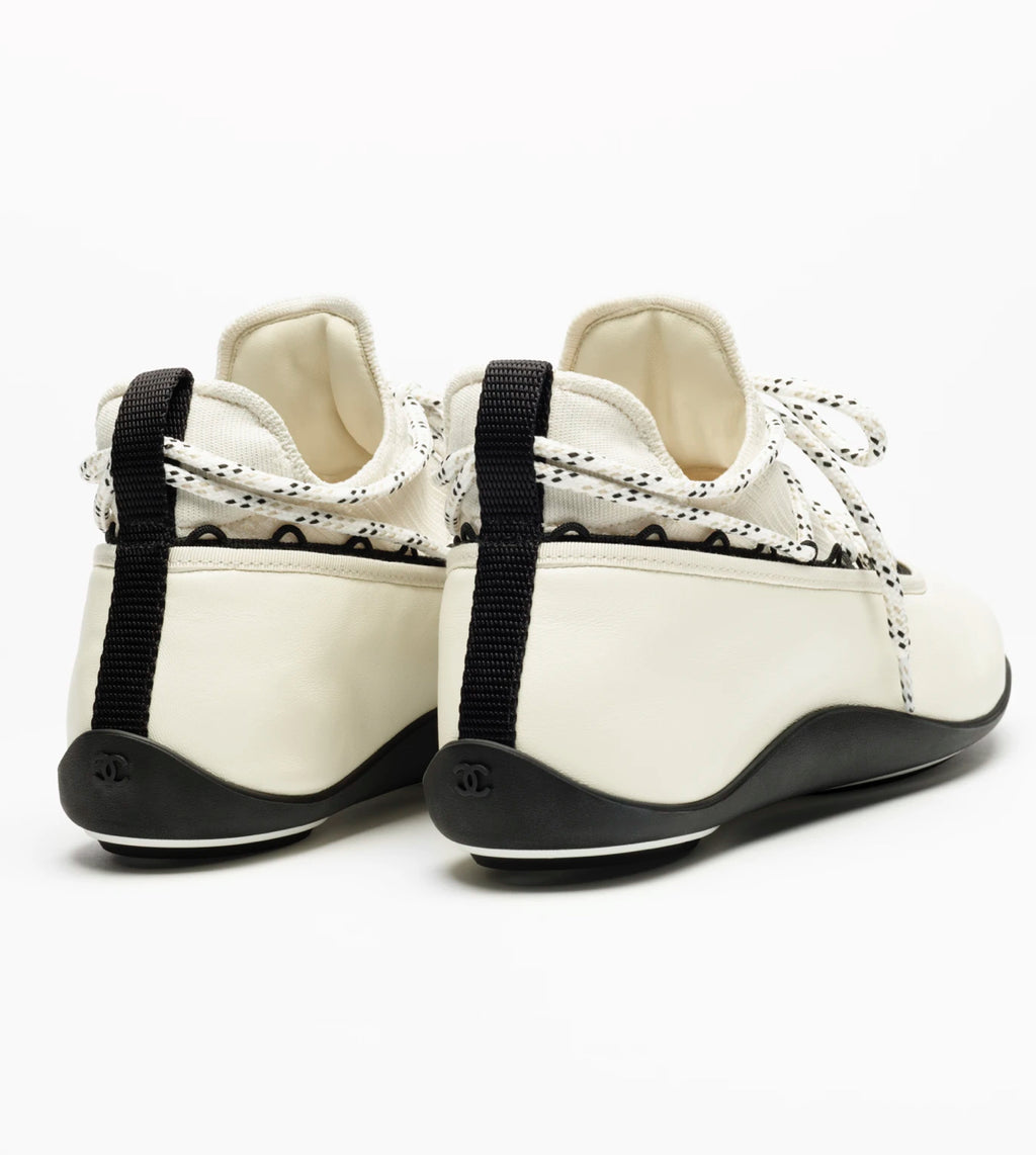 Chanel lambskin & mixed fibers sneakers