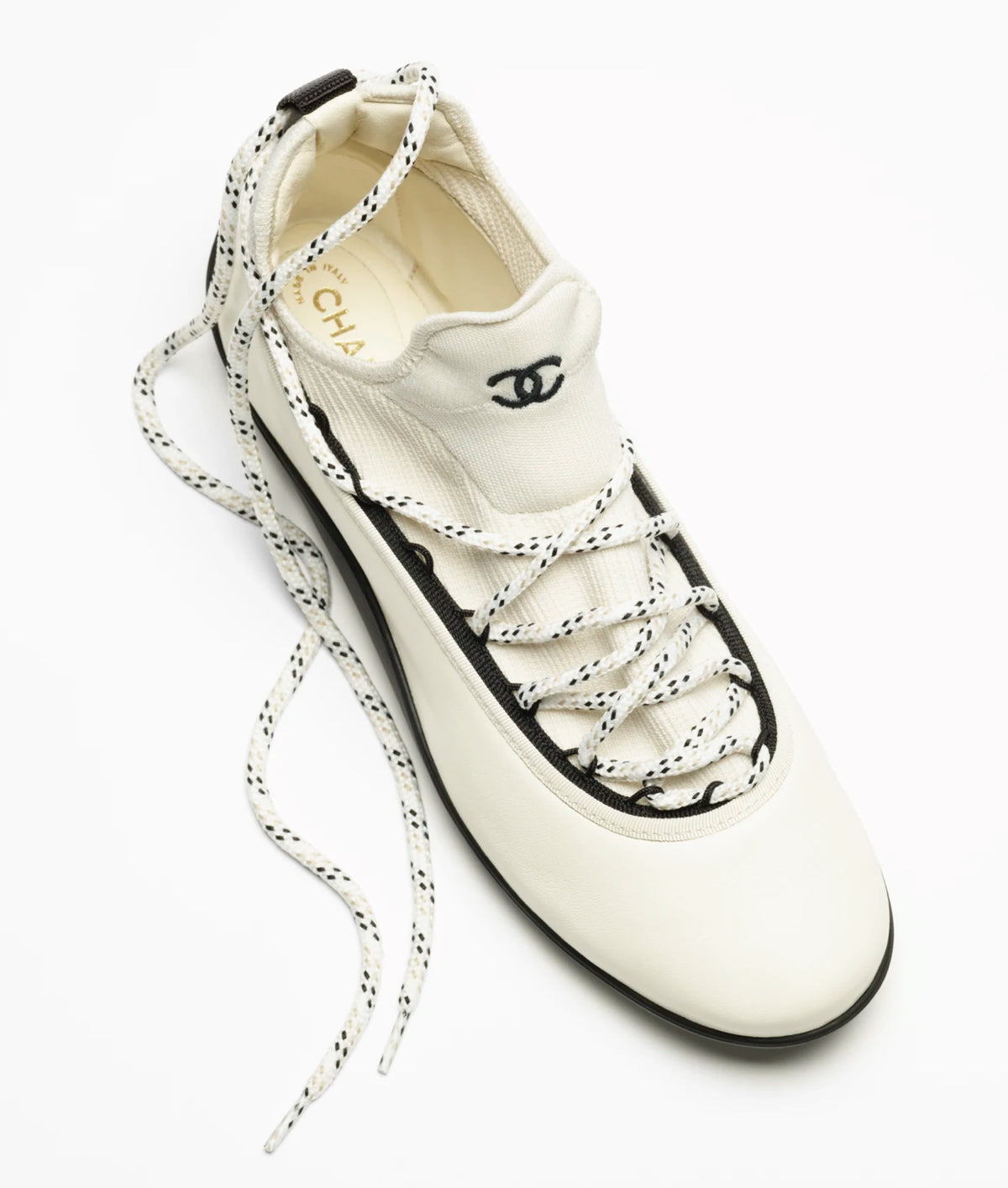 Chanel lambskin & mixed fibers sneakers
