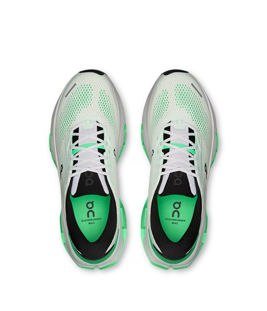 On Cloudrunner 3 Max Sneaker