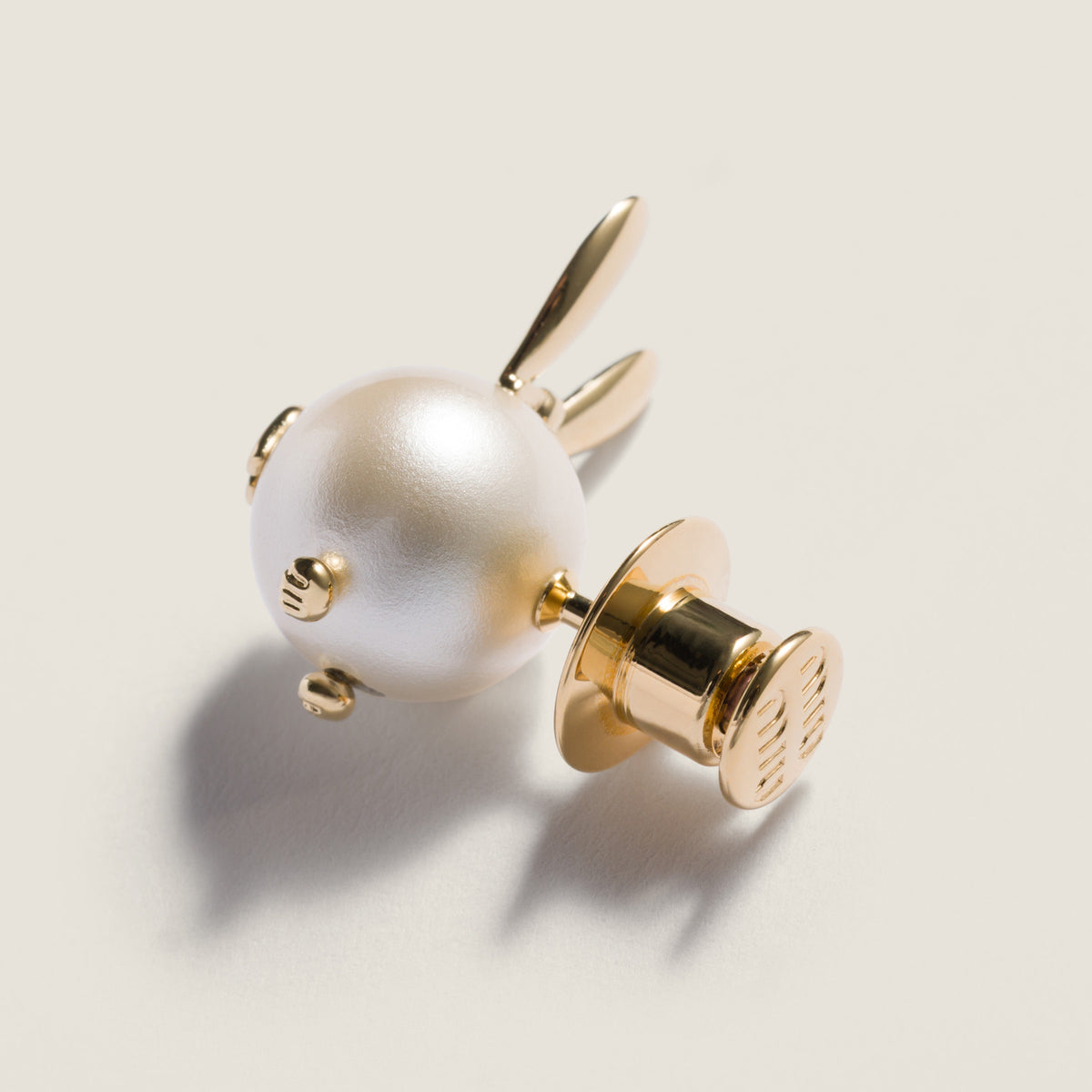 Miu Miu metal brooch (Rabbit)