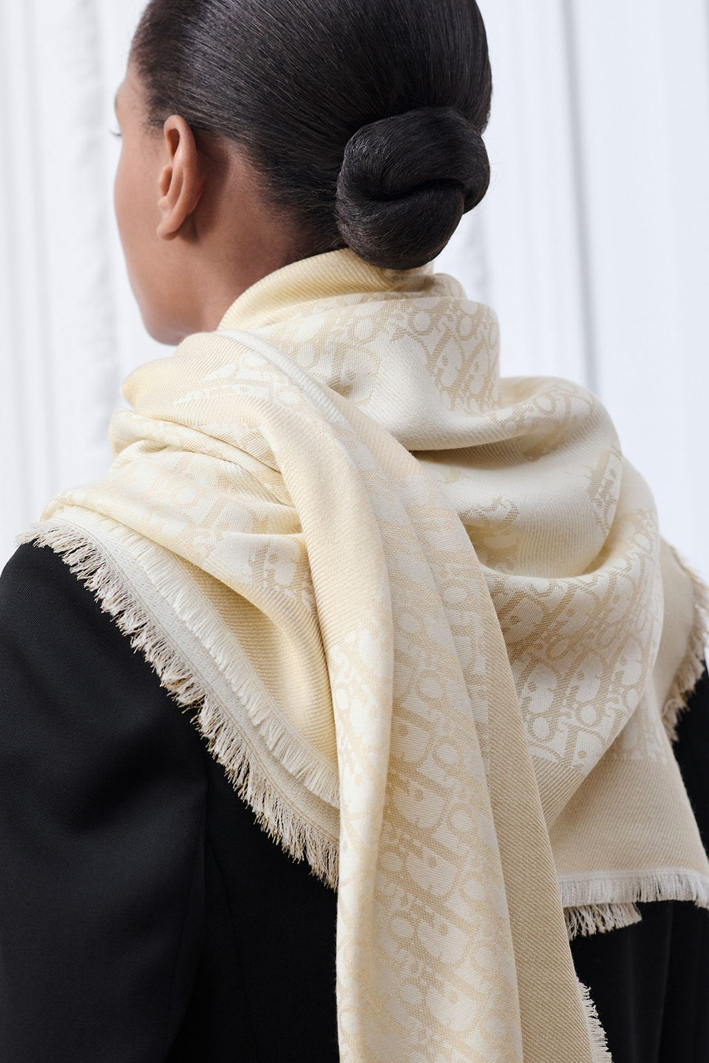Dior Infini shawl