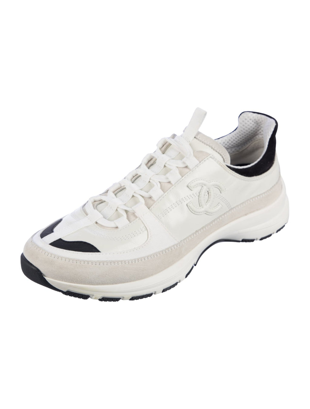 Chanel low top leather sneakers