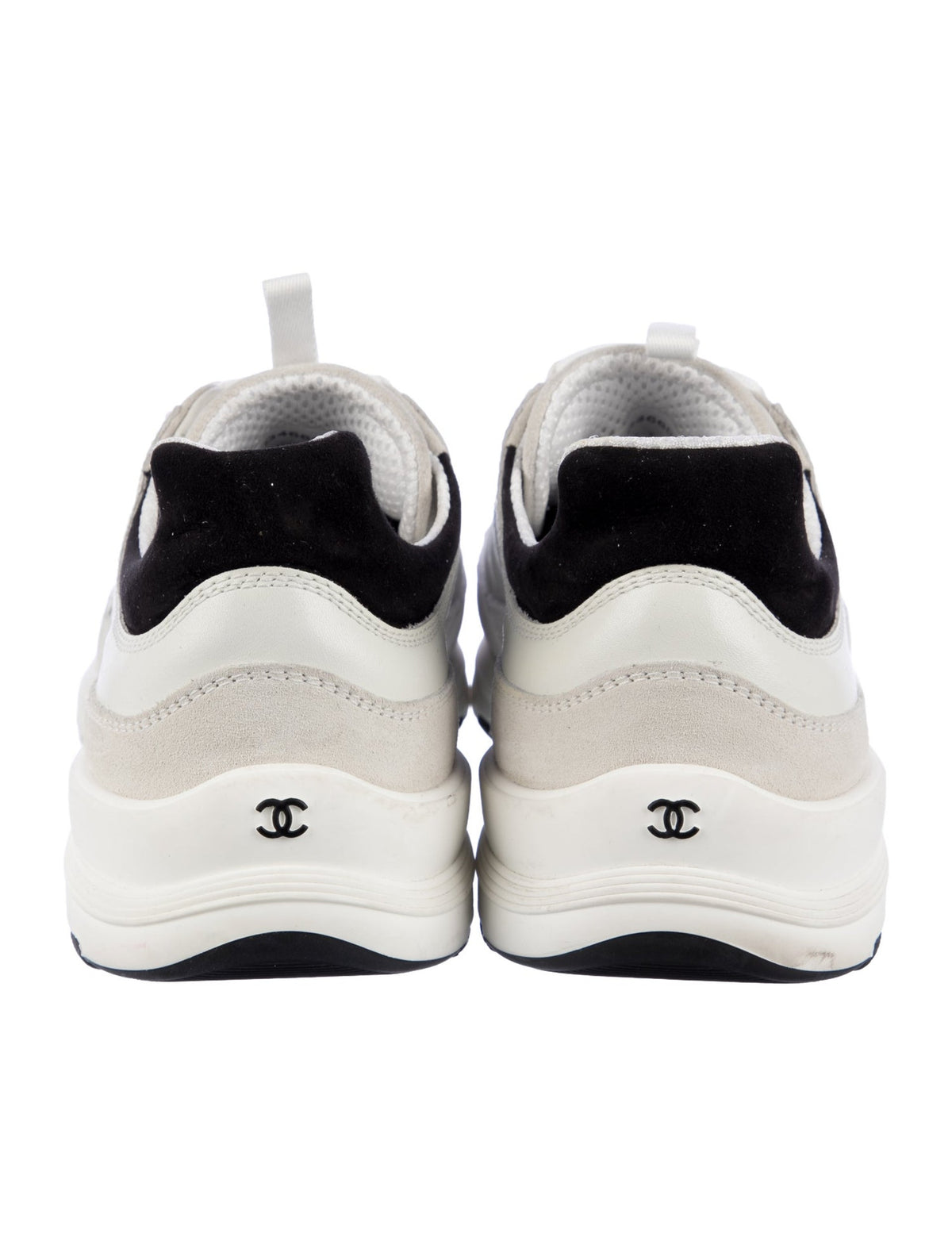 Chanel low top leather sneakers