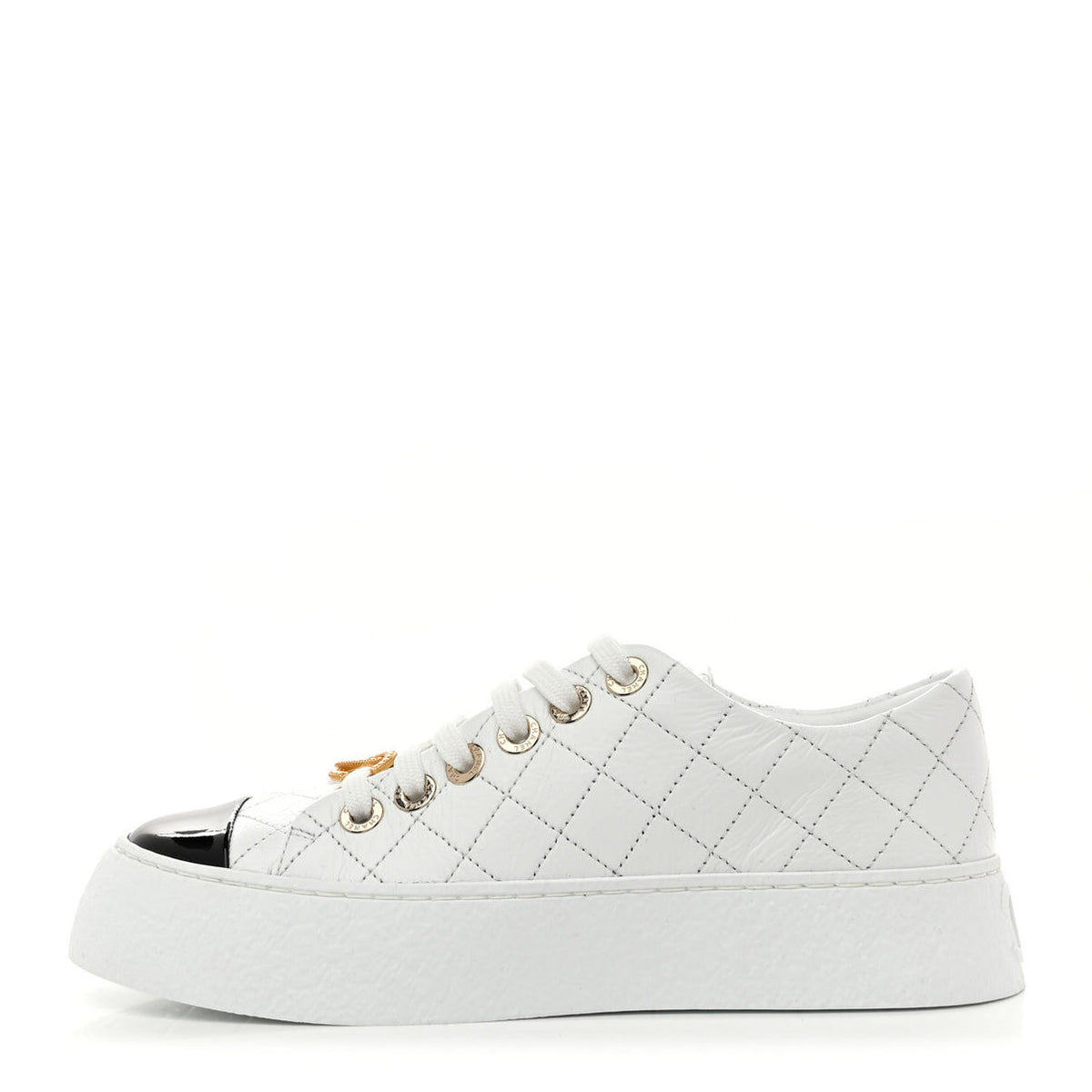 Winniemodo,Winniemodony,Chanel G446620,Chanel sneaker,Chanel sneaker black and white,Chanel sneaker panda sale,Chanel sneaker