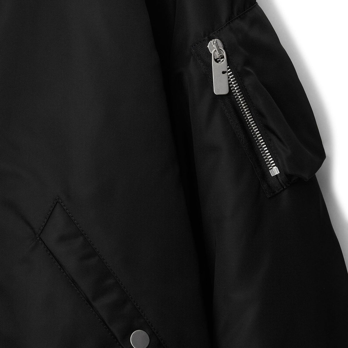 Winniemodo,Winniemodony,Burberry 8083310,Burberry nylon bomber jacket,Burberry bomber jacket men,Burberry bomber jacket men s