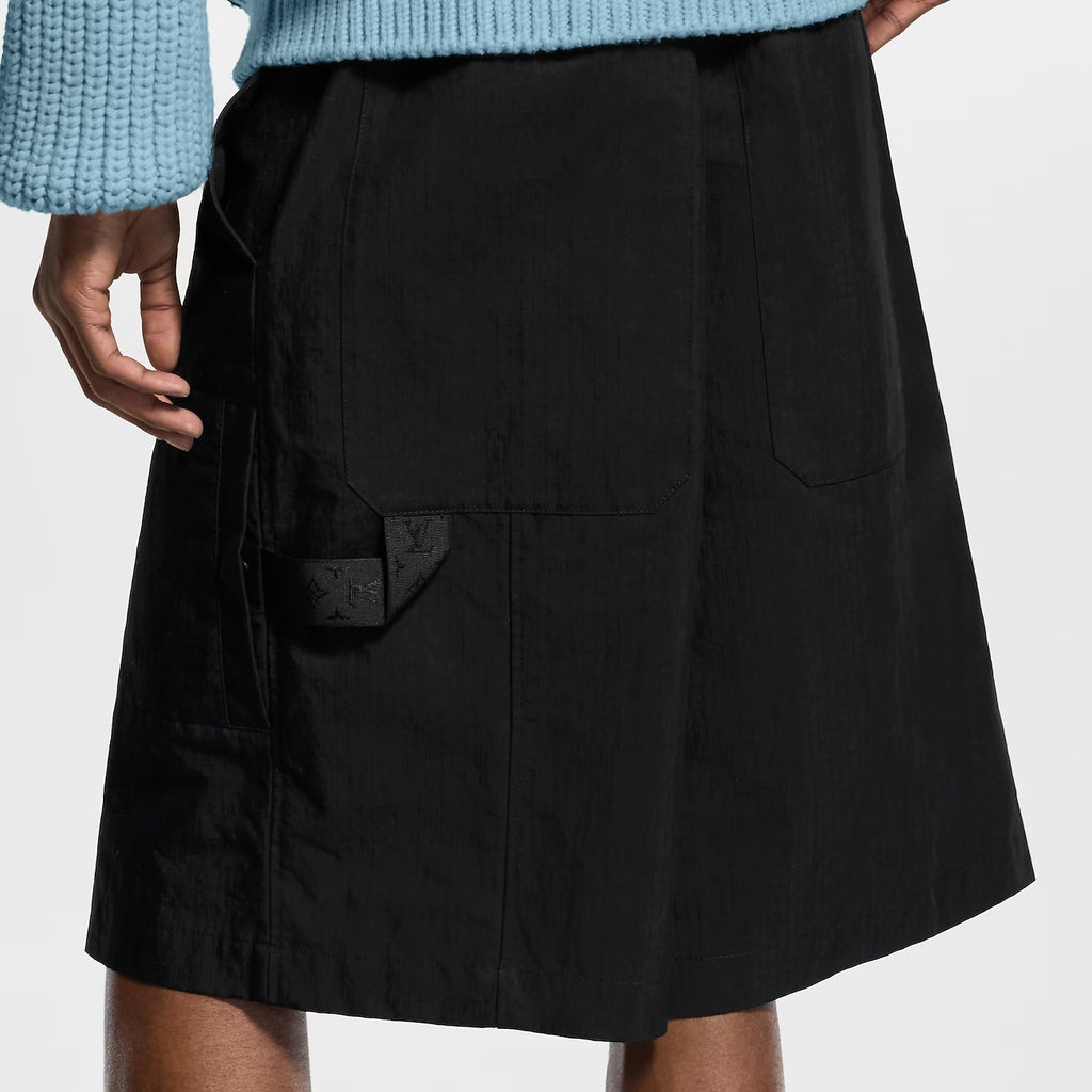 Winniemodo,WinnieModony,Louis Vuitton 1AJR52,LV shorts men,Louis Vuitton shorts black,LV shorts sale,Louis Vuitton menswear d