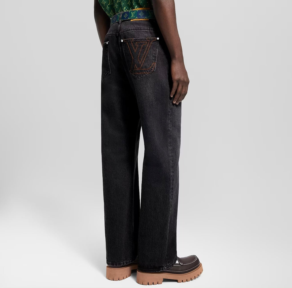 Winniemodo,Winnie modo,Louis Vuitton 1AILL2,LV 1AILL2,Louis Vuitton LV denim pants,LV denim pants,Louis Vuitton jeans,LV jean