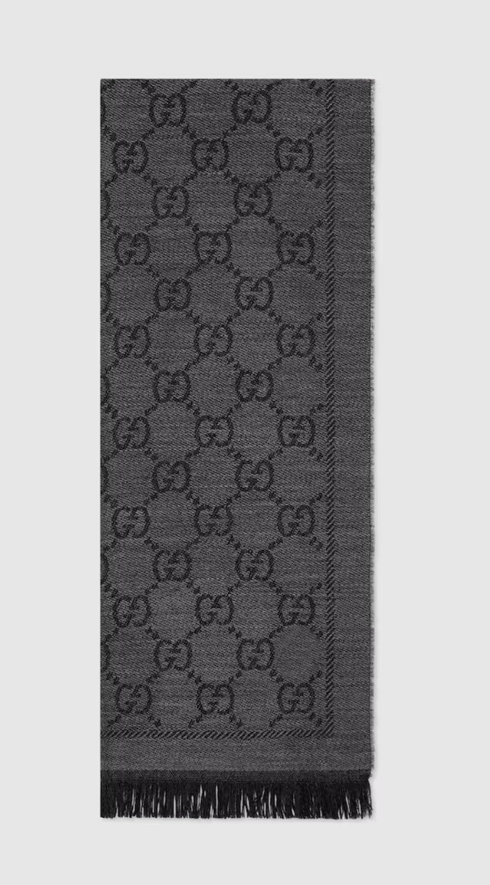 Gucci GG jacquard pattern knitted,gucci 1334833G200,Gucci fashion,Gucci,Gucci scarf discount,Gucci scarf online shop,Gucci on