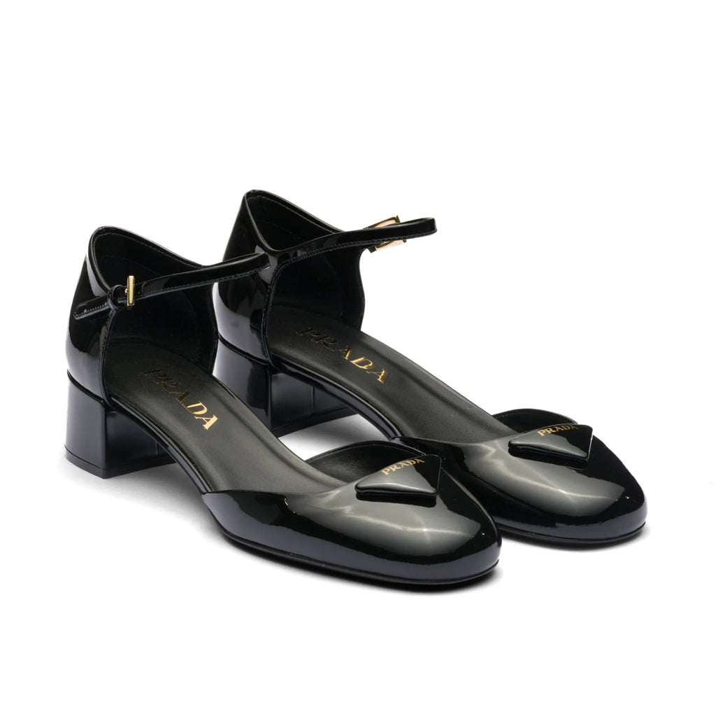 Prada 1E708L,Prada triangle logo patent pumps,Prada black pumps,Prada black heels,Prada chunky heel,Prada black chunky heels,