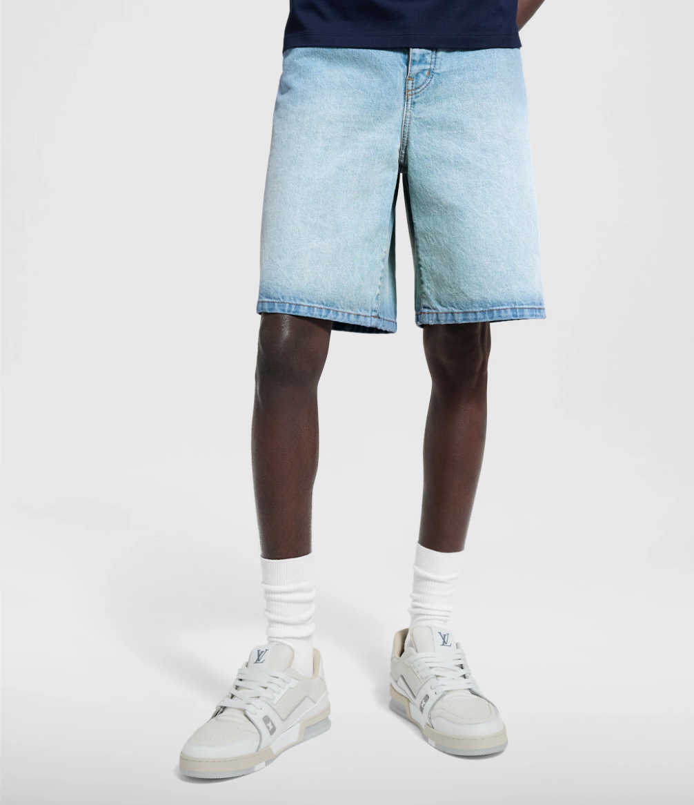 Louis Vuitton 1AGTHV,LV 1AGTHV,Louis Vuitton LV logo denim shorts,Louis Vuitton denim shorts,Louis Vuitton denim mens shorts,