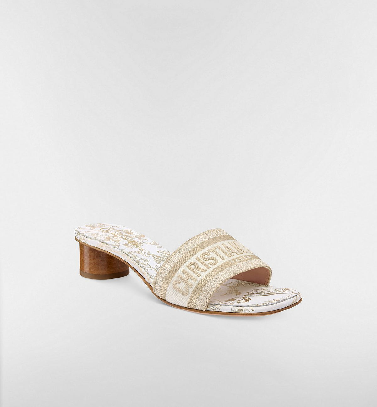 Winniemodo,Winniemodony,Dior sandals,Dior high heel sandal,Dior high heels,Dior shoes chunky heel,Dior sandal sale,Dior women