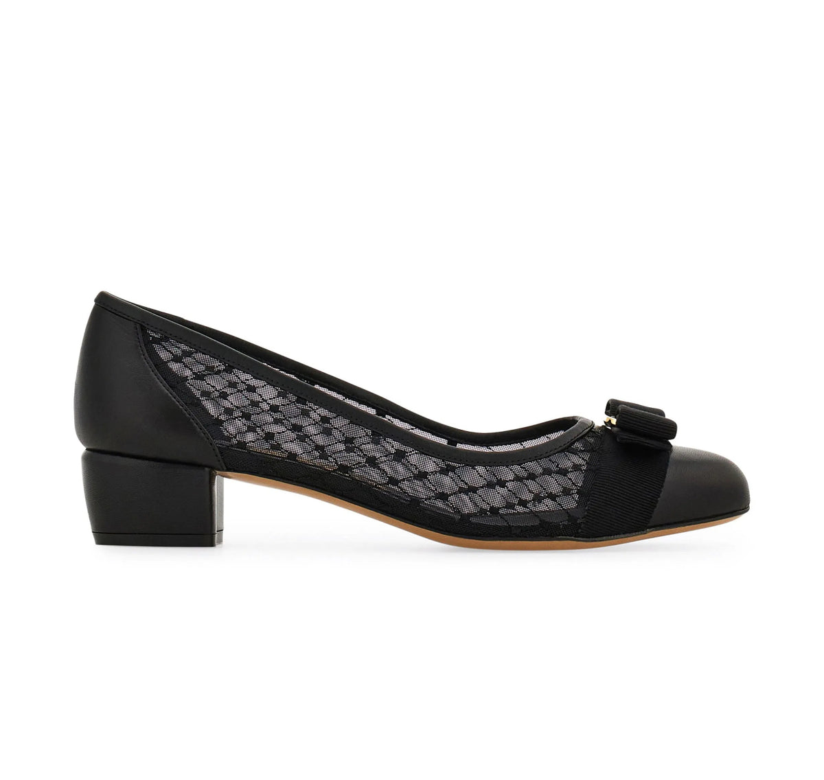 Ferragamo chunky heel,Ferragamo chunky heel black,Ferragamo chunky heel beige,Ferragamo chunky heel on sale,Ferragamo chunky