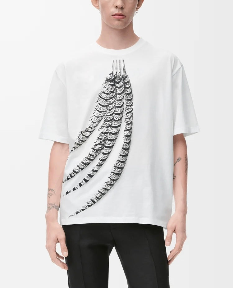 Loewe H526Y22XCE,Loewe loose fit T-shirt in cotton,Loewe feather print t-shirt,Loewe white t-shirt,Loewe white tee,Loewe t-sh