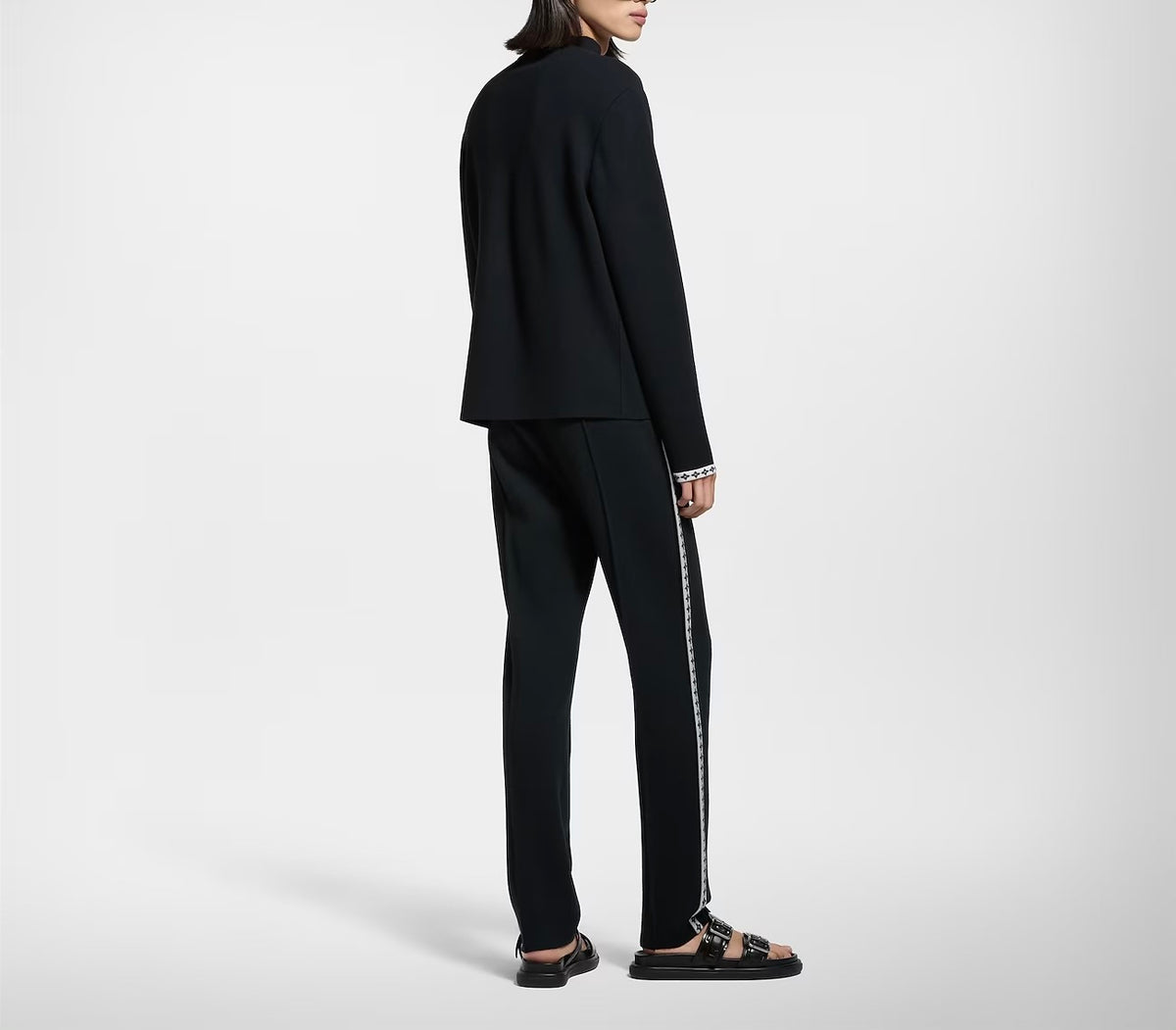 Winniemodo,Winnie modo,Louis Vuitton 1AGTLV,LV 1AGTLV,Louis Vuitton knitted trousers,LV trousers,Louis Vuitton trousers,Louis