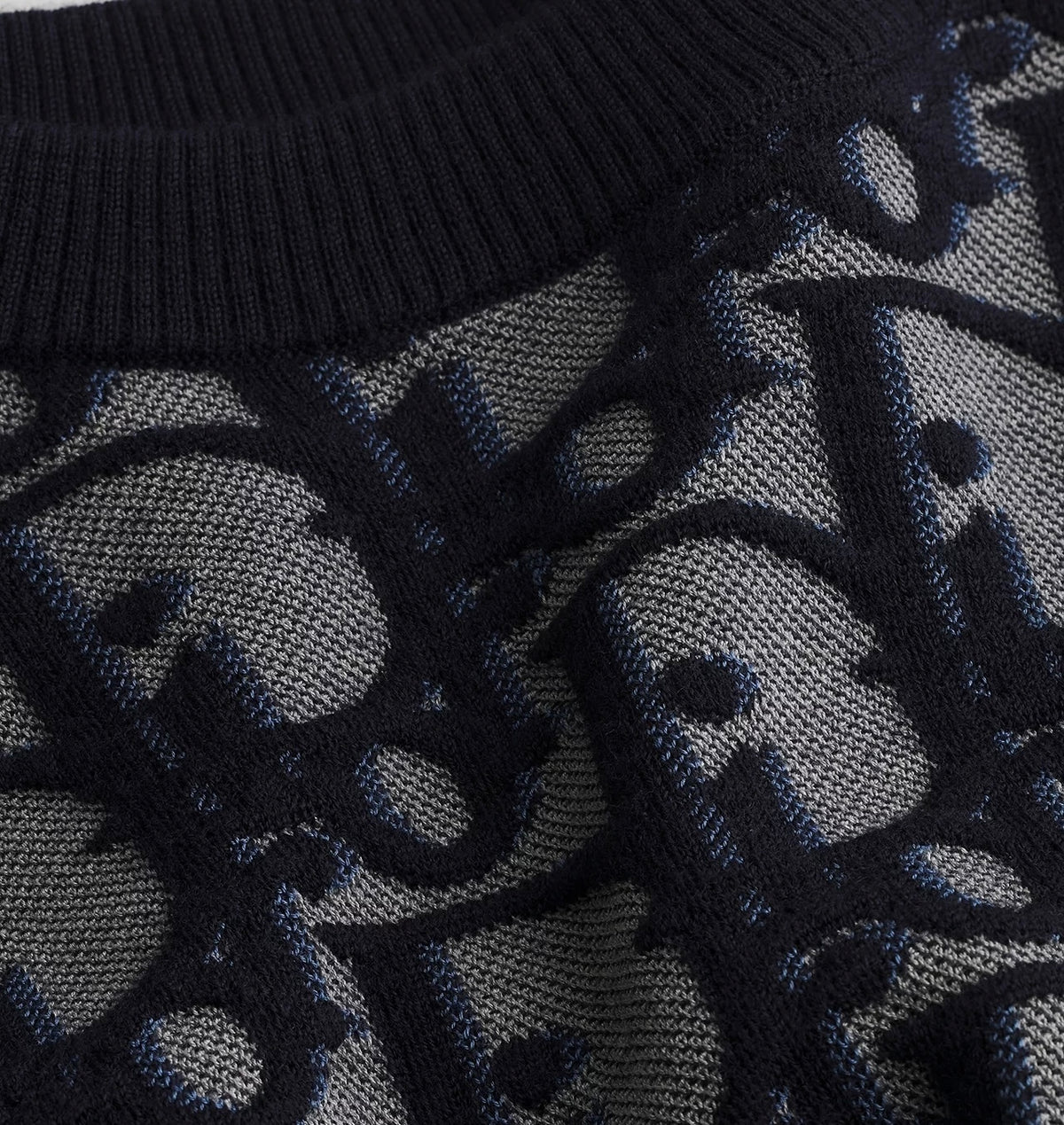 WinnieModo,Winniemodony,Dior 683M620A7040,Dior oblique sweater,Dior knit sweater monogram blue,Dior knit sweater sale,Dior kn
