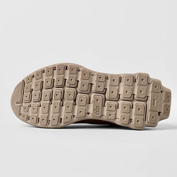 Alo Runner Gravel,Alo Runner,Alo sneaker brown,Alo sneaker,Yoga sneaker, Alo sneaker on sale,Alo yoga sneaker sand,Alo womens