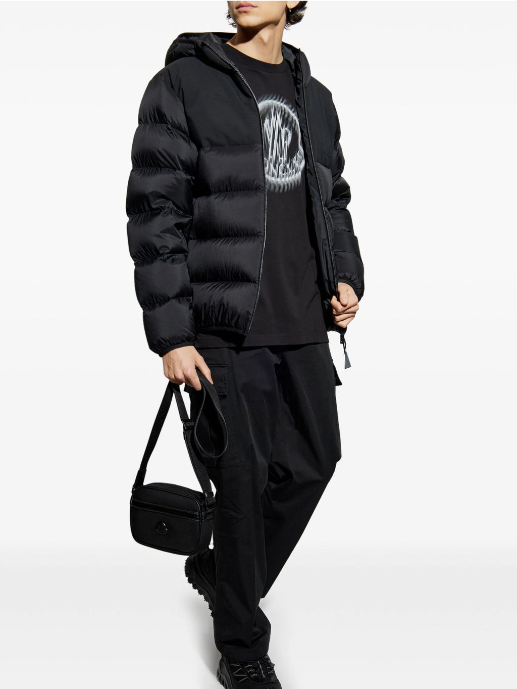 Winniemodo,Winniemodony,Moncler 8C0000489A17,Moncler t-shirt,Moncler t-shirt black,Moncler t-shirt sale,Moncler t-shirt outle