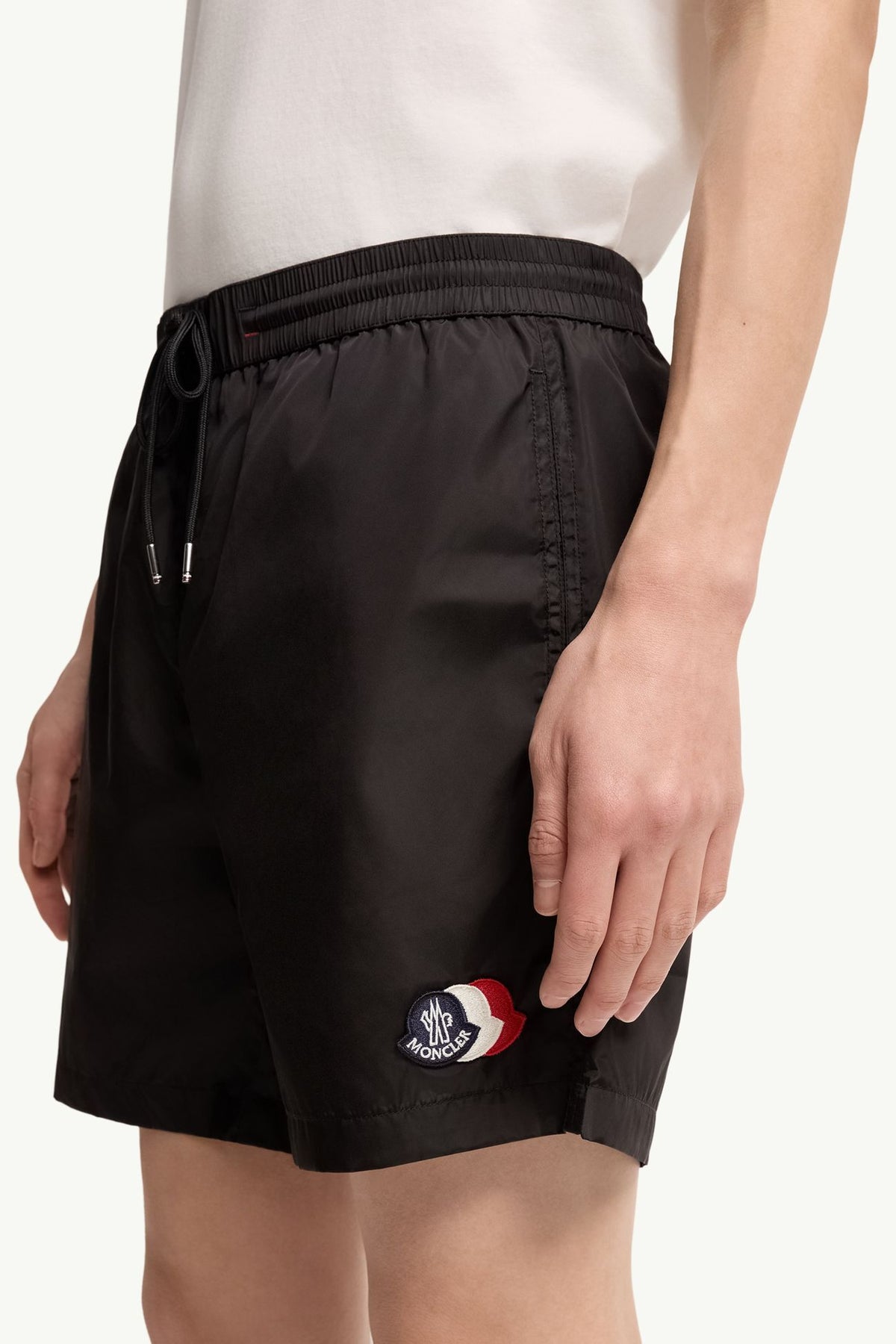 Winniemodo,Winniemodony,Moncler swim shorts,Moncler swim shorts sale,Moncler swim shorts discount,Moncler shorts red,Moncler