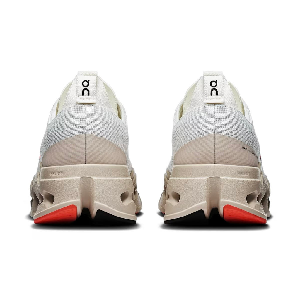Winniemodo,Winnie modo,On Cloudsurfer Max Sneaker,On Cloudsurfer white,On Cloudsurfer Max Ivory,On cloud running,On cloud run