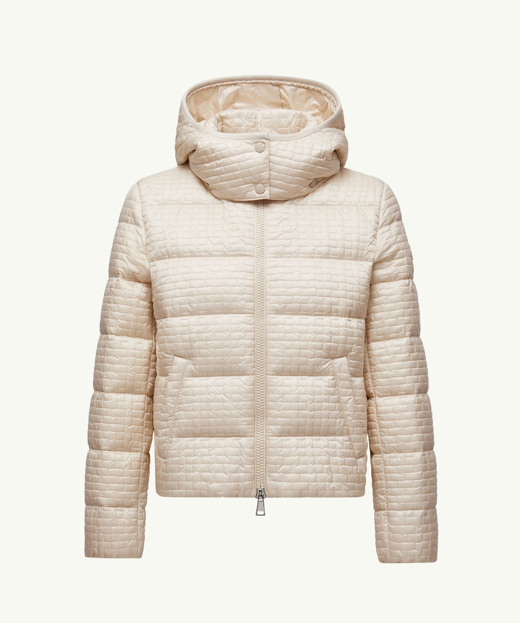 Winniemodo,Winnie modo,Moncler K20931A00006788QF,Moncler hooded short down,Moncler down,Moncler down beige,Moncler down beige