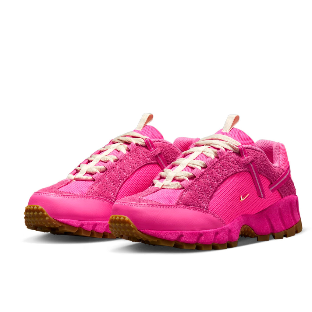 Winniemodo,Winnie modo,Nike Air Humara x Jaquemus Sneaker,Nike Air Humara x Jaquemus pink,Air Humana x Jacquemus pink,Jacquem