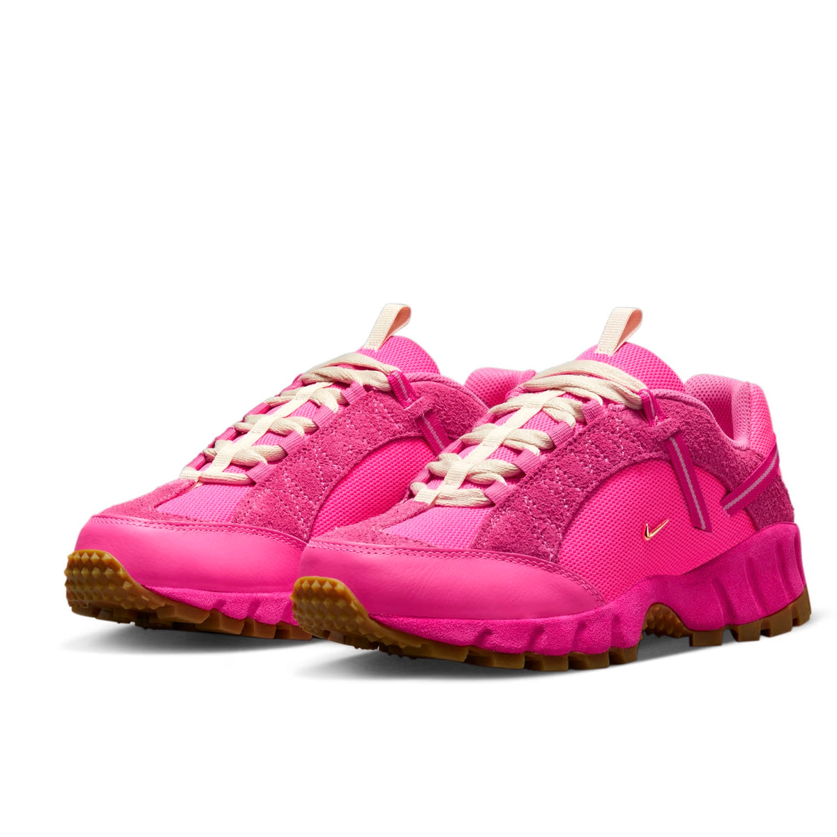 Winniemodo,Winnie modo,Nike Air Humara x Jaquemus Sneaker,Nike Air Humara x Jaquemus pink,Air Humana x Jacquemus pink,Jacquem