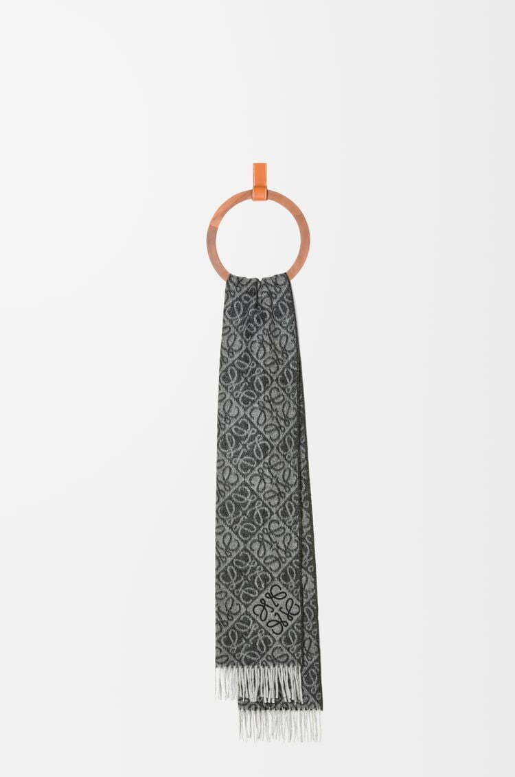 Winniemodo,Winnie modo,Loewe F811SS1X01,Loewe scarf cashmere,Loewe scarf,Loewe scarf sale,Loewe Anagram scarf,Loewe Anagram s