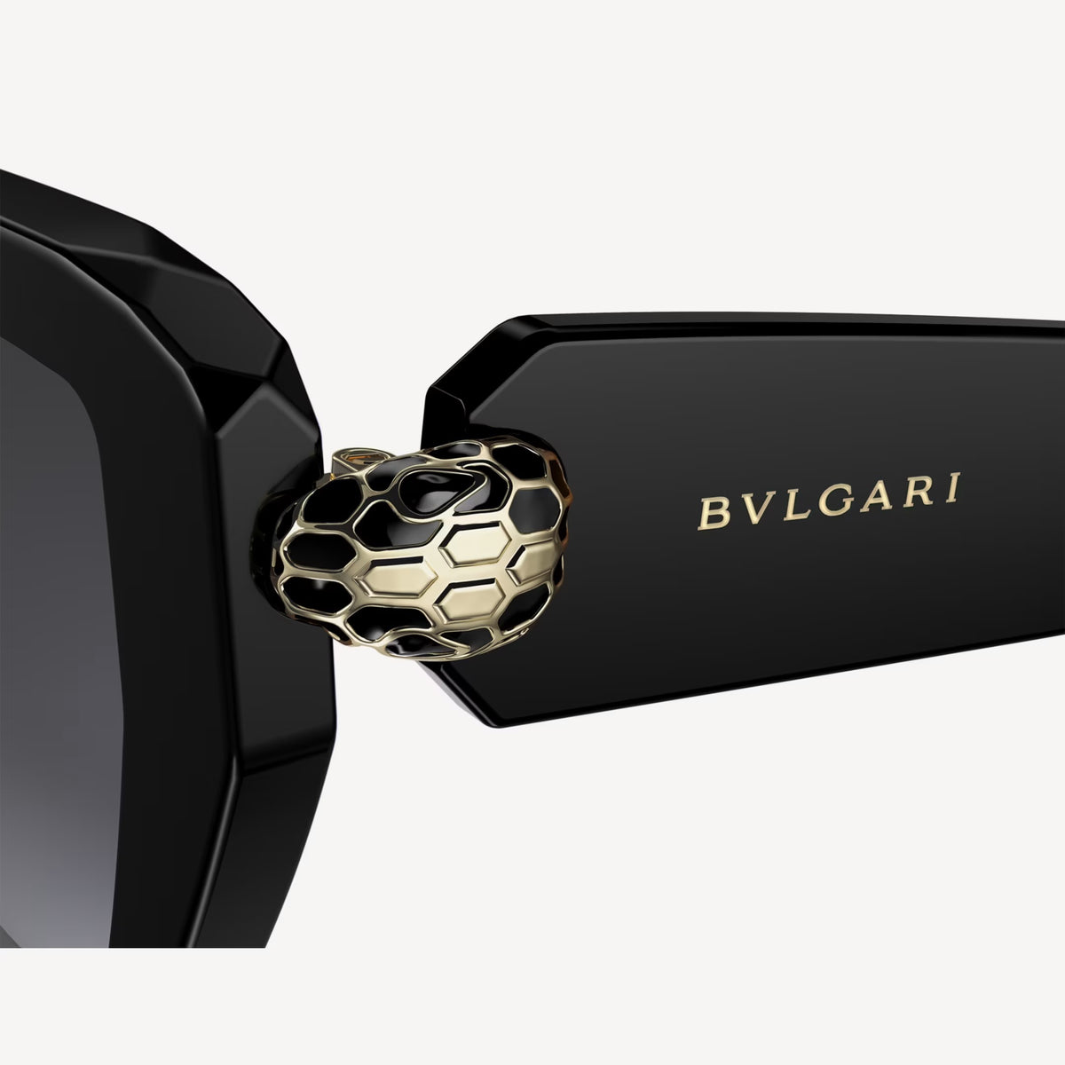 Bvlgari BV40033Ia,Bvlgari Serpenti sunglasses,Bvlgari Serpenti black sunglasses,Bvlgari sunglasses womens,Bvlgari black sungl