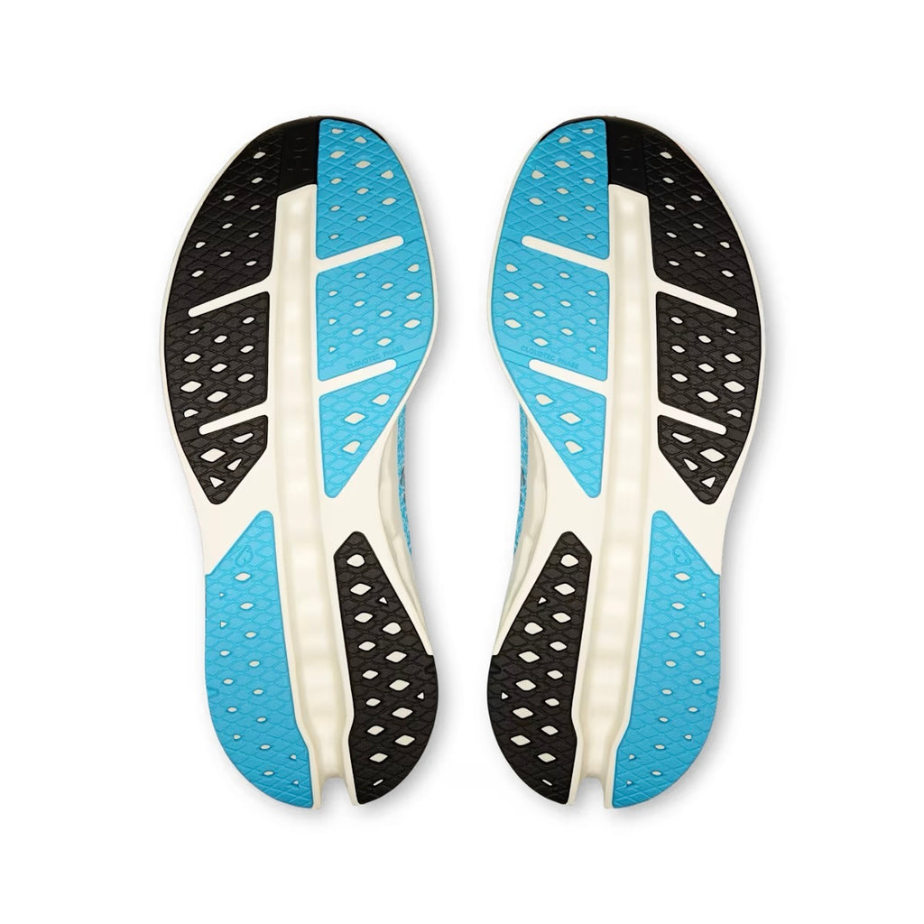 Winniemodo,Winnie modo,On Cloudsurfer Max sneaker, On Cloudsurfer Max, On Cloudsurfer Max blue,On cloud running shoes,On clou