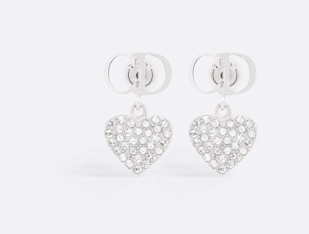 Winniemodo,Winnie modo,Dior clair D lune earrings,Dior cd logo earrings,Dior earrings,Dior earrings sale,Dior earrings hearts