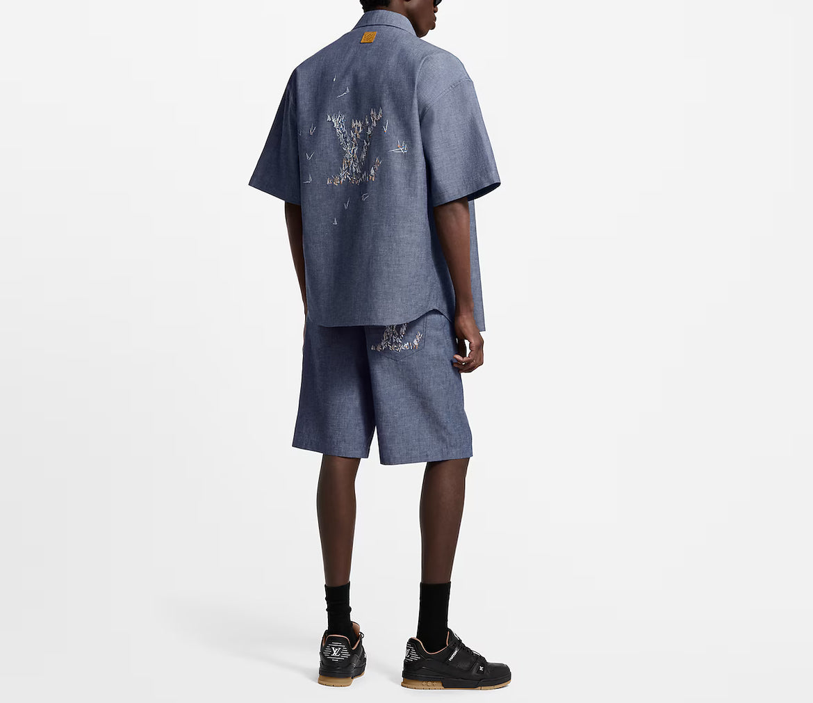 Louis Vuitton 1AHVBS,LV 1AHVBS,Louis Vuitton embroidered shorts,LV denim shorts,LV mens denim shorts,Louis Vuitton denim shor