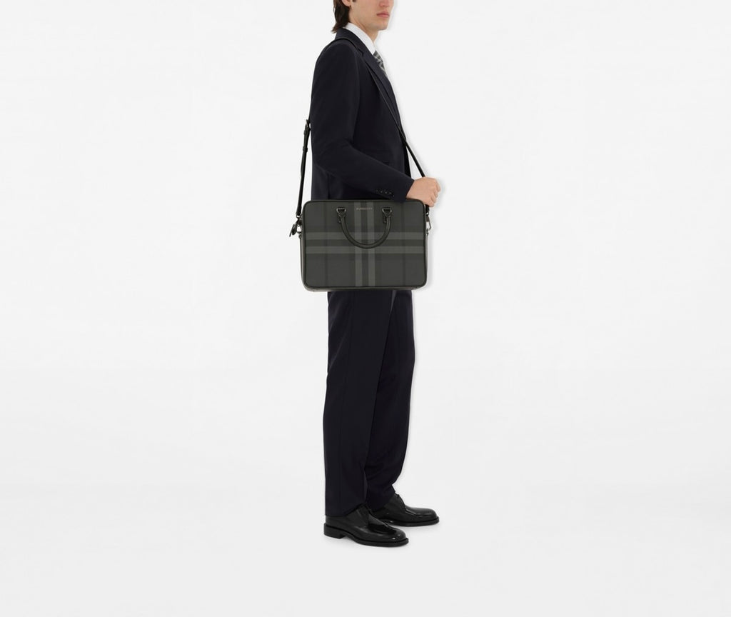 Winniemodo,Winniemodony,Burberry Ainsworth briefcase,Burberry check briefcase,Burberry briefcase,Burberry briefcase sale,Burb