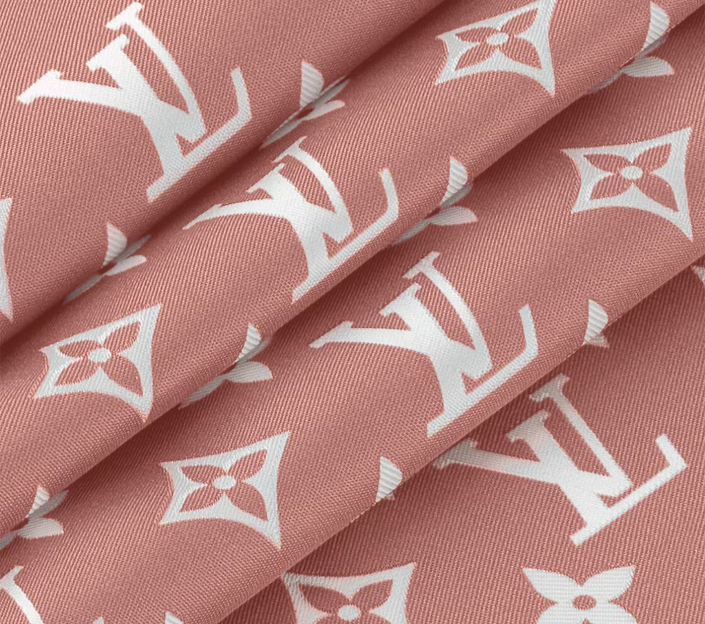 Louis Vuitton M90893,LV M90893,Louis Vuitton monogram infinity square 90,Louis Vuitton pink monogram silk scarf,LV monogram s