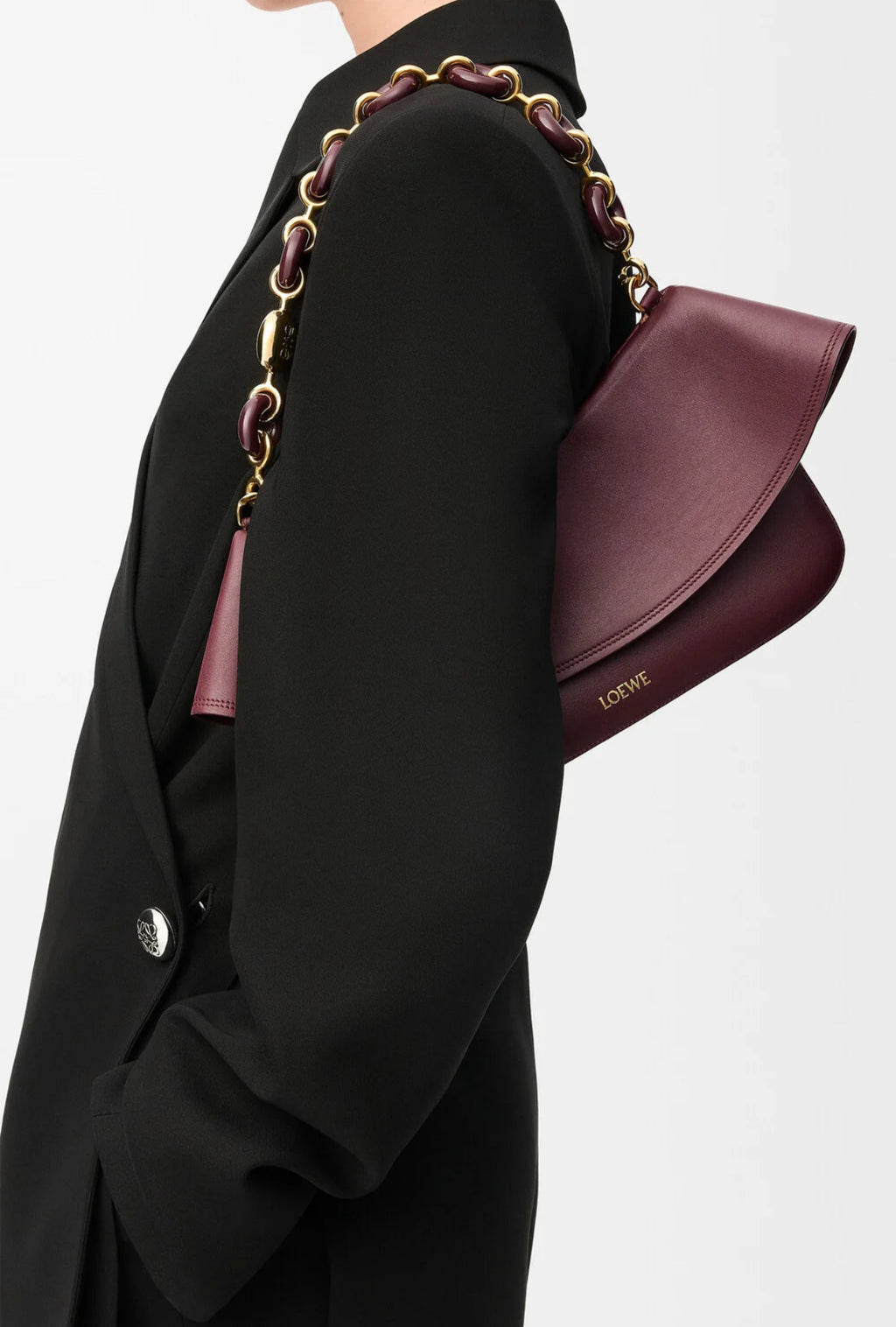 Winniemodo,Winnie modo,Loewe AP22P22X07,Loewe medium ola bag,Loewe bag,Loewe bag sale,Loewe ola bag,Loewe bag burgundy,Loewe