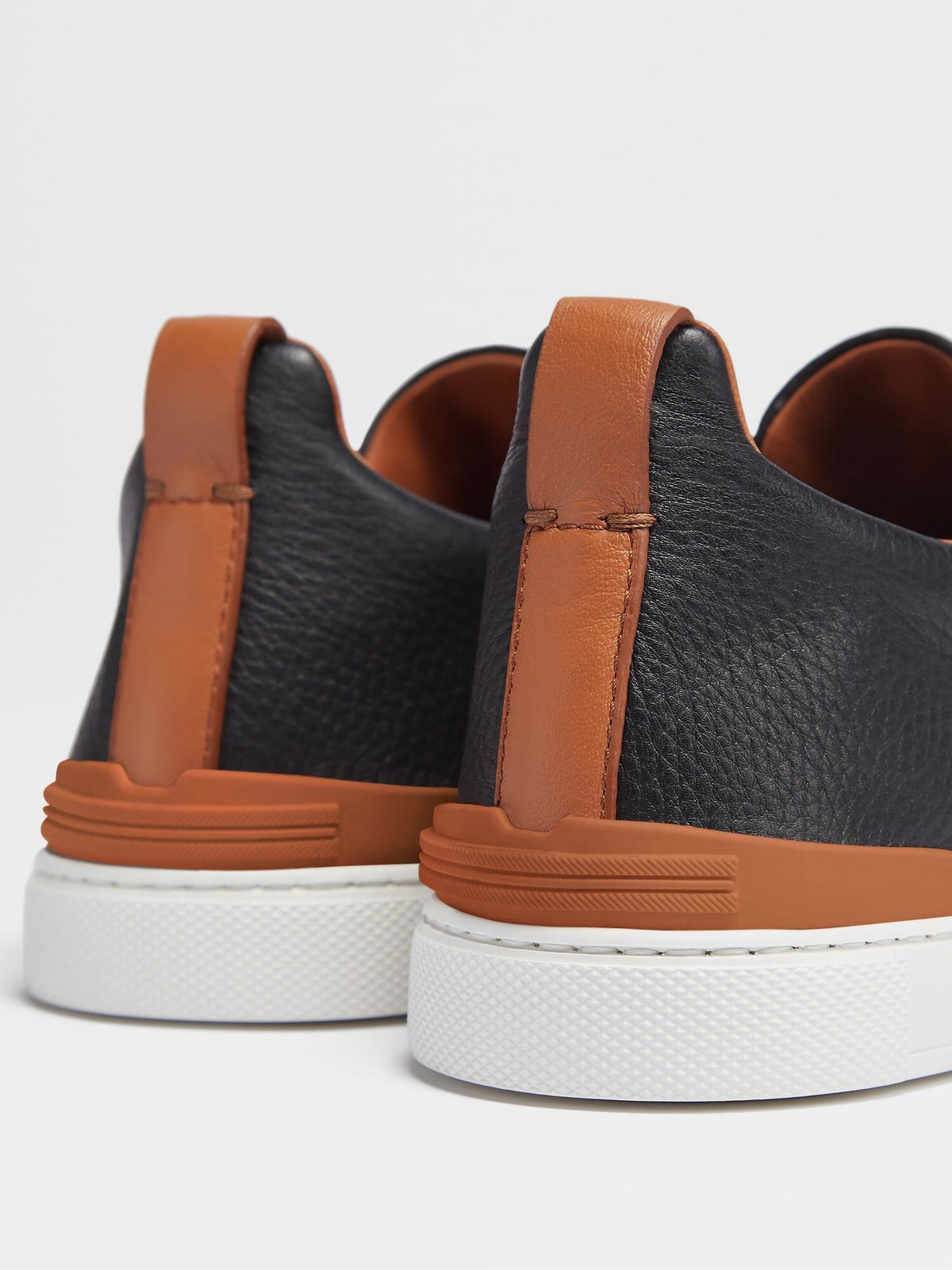 Winniemodo,Winniemodony,Zegna S4661Z,Zegna triple stitch black,Zegan triple stitch black sale,Zegna sneaker mens outlet,Zegna