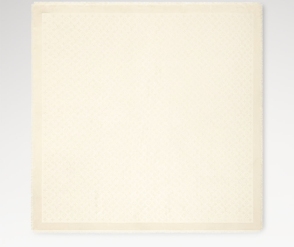 Louis Vuitton M74026,LV M74026,Louis Vuitton monogram shine shawl,LV monogram shine shawl,Louis Vuitton white scarf,LV white