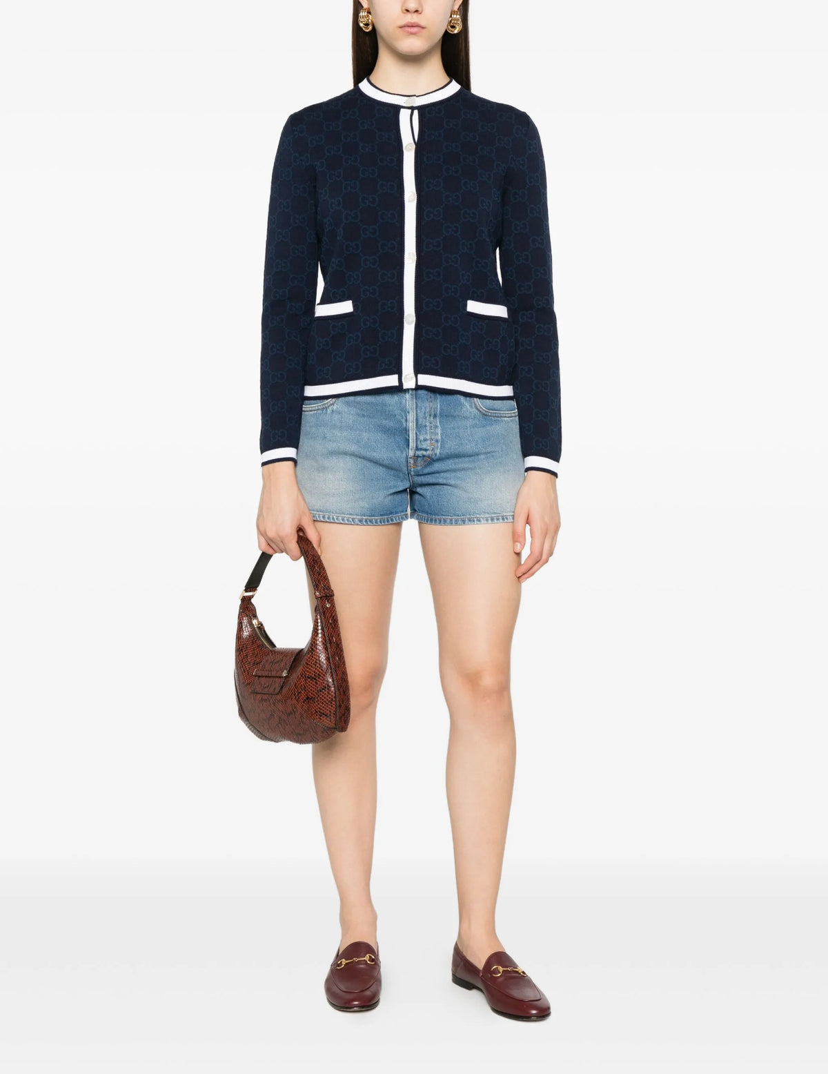 Winniemodo,Winnie modo,Gucci 836304 XKE0P, Gucci GG pattern buttoned cardigan,Gucci cardigan,Gucci cardigan sale,Gucci monogr
