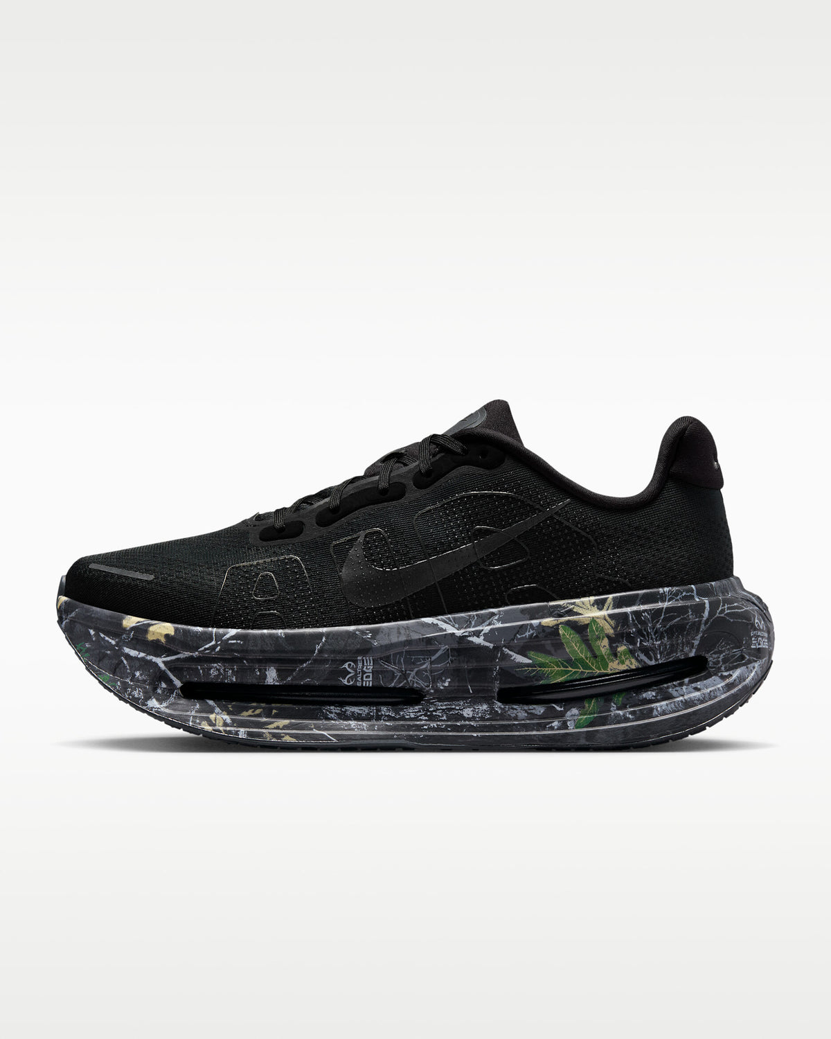 Winniemodo,Winniemodony,Nike IO7325-001,Nike Vomero black,Nike sneaker black,Nike running shoes,Nike sneaker outlet,Nike runn