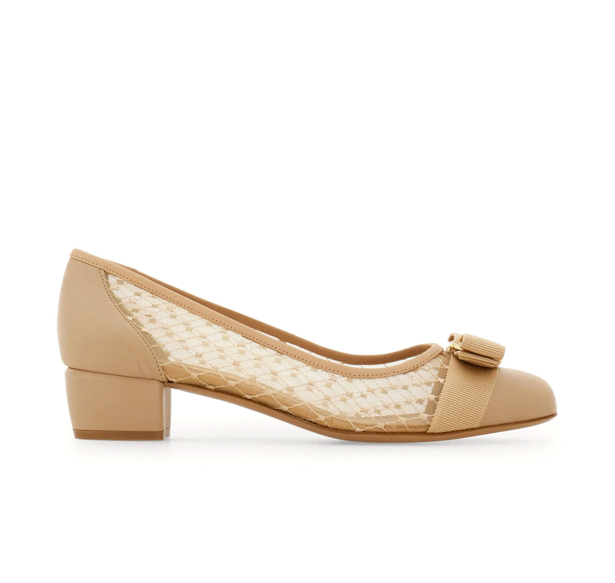 Ferragamo chunky heel,Ferragamo chunky heel black,Ferragamo chunky heel beige,Ferragamo chunky heel on sale,Ferragamo chunky