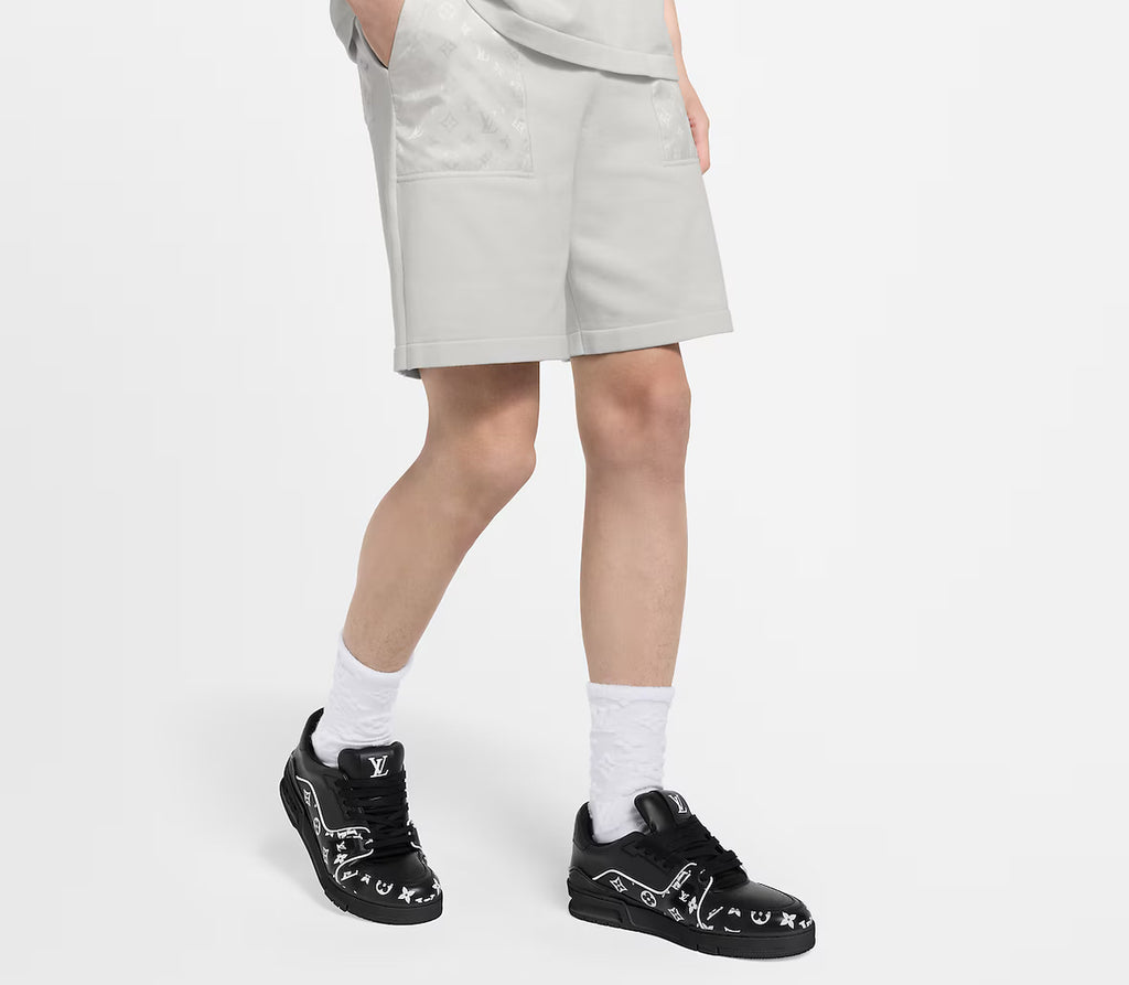 Louis Vuitton 1AHVPK,LV 1AHVPK,Louis Vuitton shorts with monogram nylon details,LV shorts monogram,Louis Vuitton shorts cream