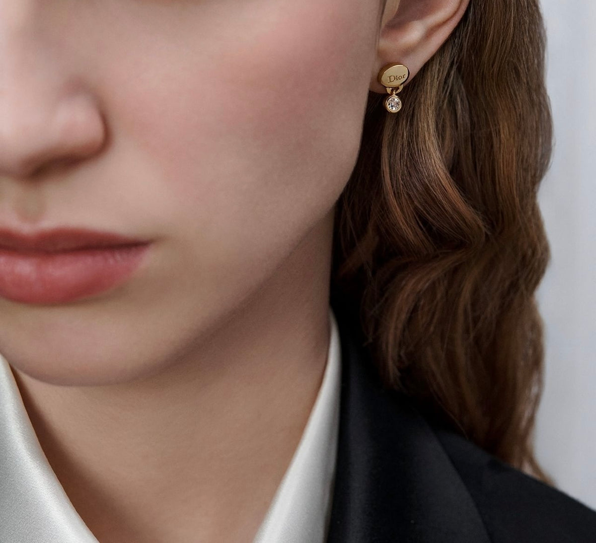 Winniemodo,Winniemodony,Dior E4815WOMCY,Dior earrings sale,Dior crystal earrings,Dior gold earrings,Dior earrings outlet,Dior