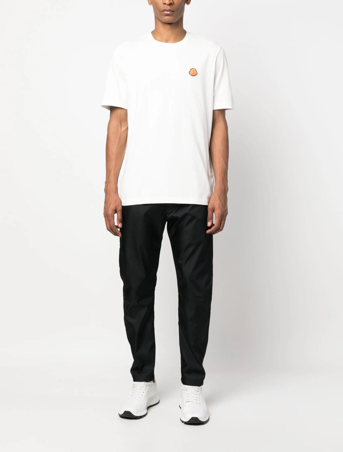 Moncler I20918C000518,Moncler logo T-shirt,Moncler T-shirt white,Moncler T-shirt white mens,Moncler T-shirt white womens,Monc