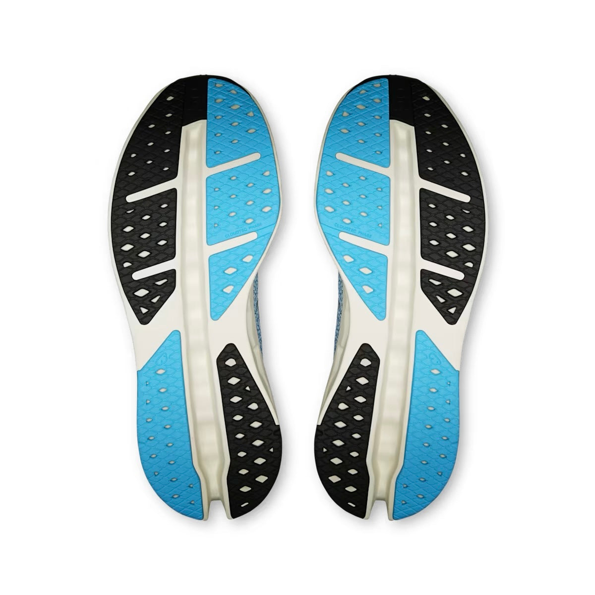 Winniemodo,Winnie modo,On Cloudsurfer Max sneaker, On Cloudsurfer Max, On Cloudsurfer Max blue,On cloud running shoes,On clou