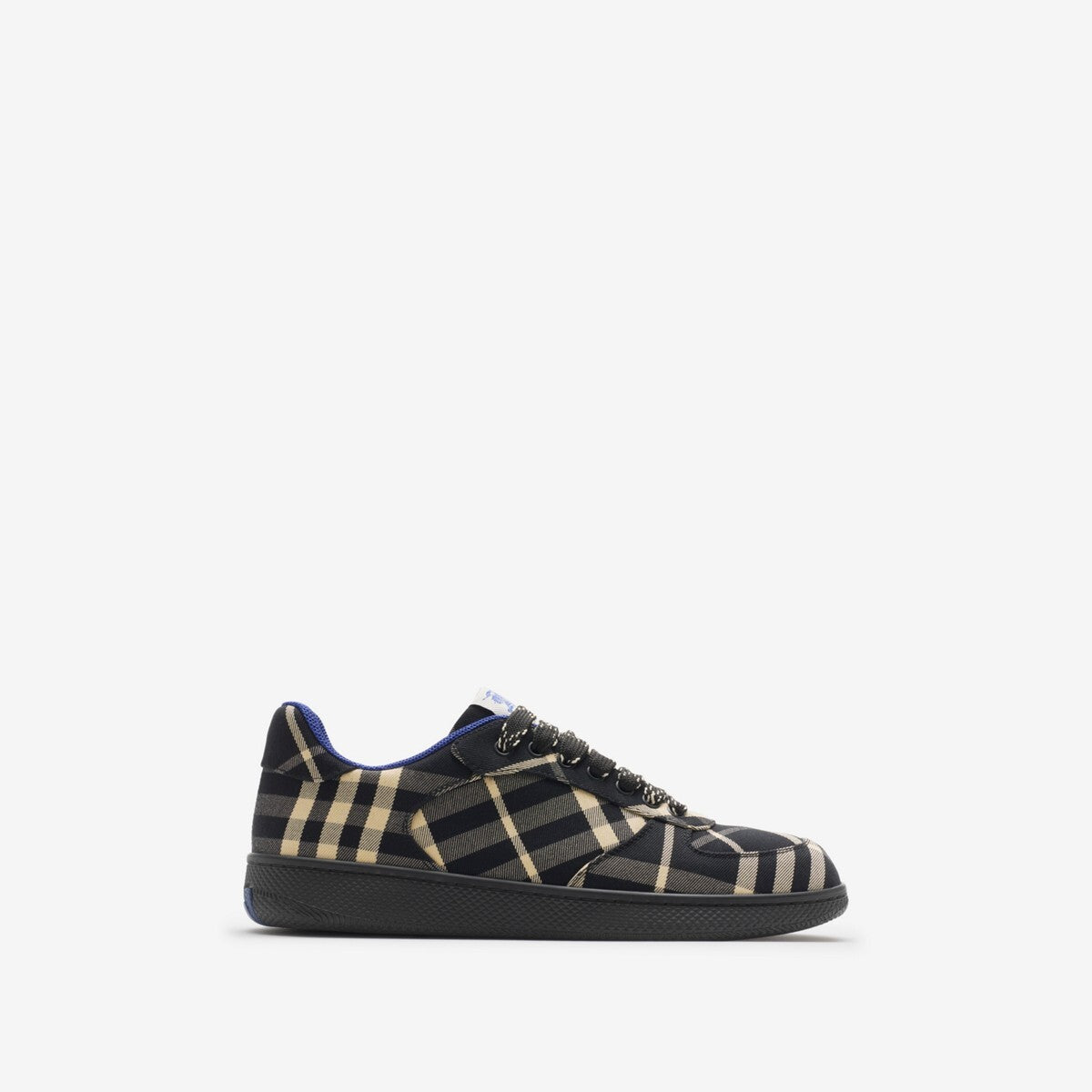 Winniemodo,Winniemodony,Burberry 80953701,Burberry sneaker,Burberry sneaker outlet,Burberry sneaker sale,Burberry sneaker dis