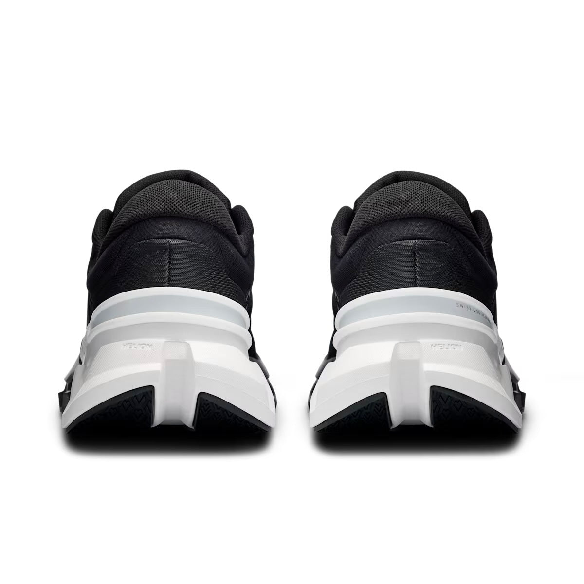 Winniemodo,Winnie modo,On cloudflyer,On Cloudflyer 5 Sneaker,On Cloudflyer 5 black,On Cloud sneaker,On Cloud sneaker sale,On