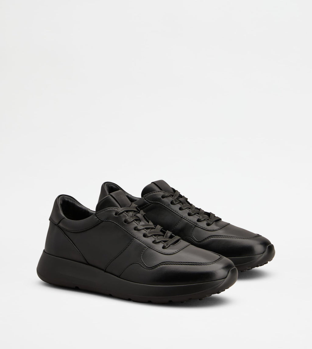 Winniemodo,Winnie modo,Tods XXM79K0Z281THCB999,Tod’s red dot sneakers,Tod’s sneaker,Tod’s sneaker all black,Tod’s sneaker sal