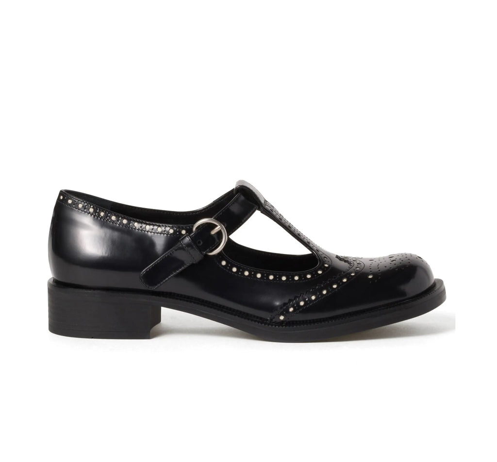 Winniemodo,Winnie modo,MIU MIU 5E318E,Miu Miu T-strap brogue shoes,Miu Miu T-strap shoes,Miu Miu brogue shoes,Miu Miu shoes,M