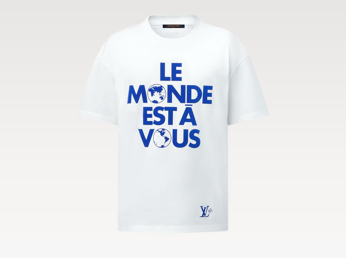Louis Vuitton 1AHCW5,LV 1AHCW5,Louis Vuitton Graphic T-shirt,Louis Vuitton white T-shirt,LV white mens T-shirt,LV t-shirt 202