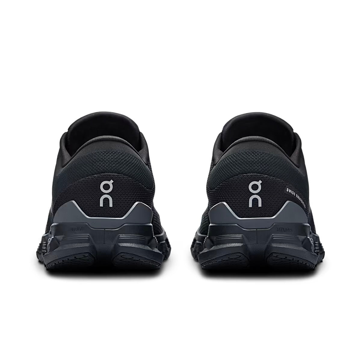 Winniemodo,Winnie modo,On Cloud X 4 Sneaker,On Cloud X 4 running shoes,On cloud x 4 black,On cloud X 4 sale,On cloud x 4 mens