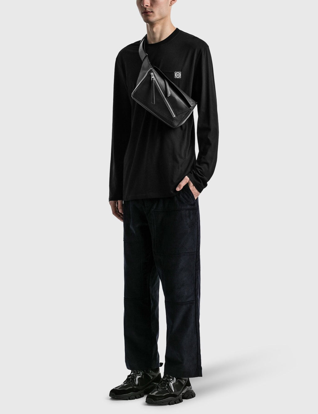 Winniemodo,Winniemodony,Loewe H526Y24J04,Loewe anagram long sleeve T-shirt,Loewe long sleeve t-shirt,Loewe long sleeve t-shir